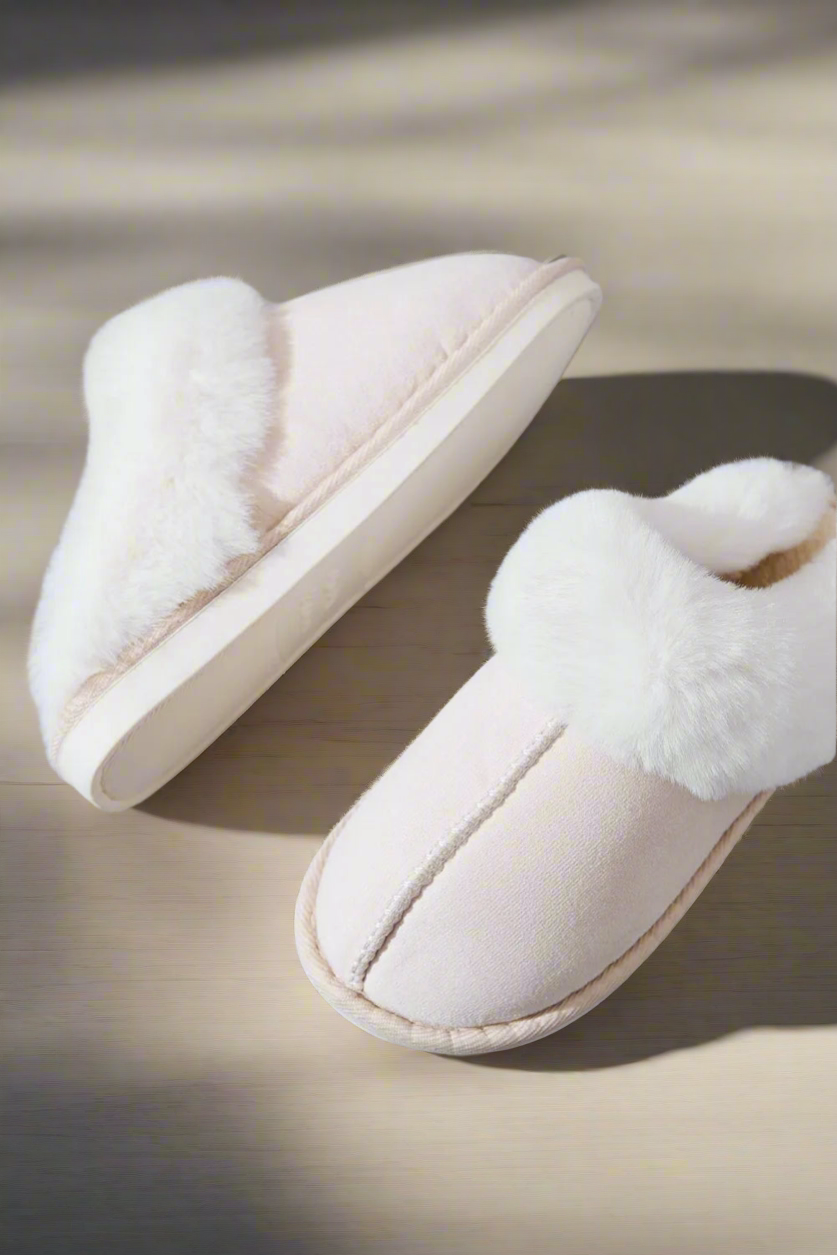 Faux Fur Round Toe Slippers