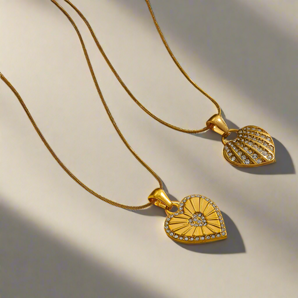 18K Gold Plated Stainless Steel Heart Shaped Pendant Necklace Embedded With Zirconia Stones For Women Casual Romantic Design