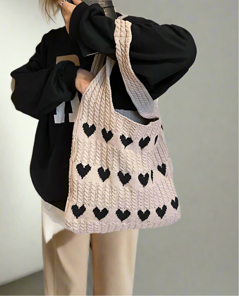 Women’s Crochet Tote Bag With Hearts