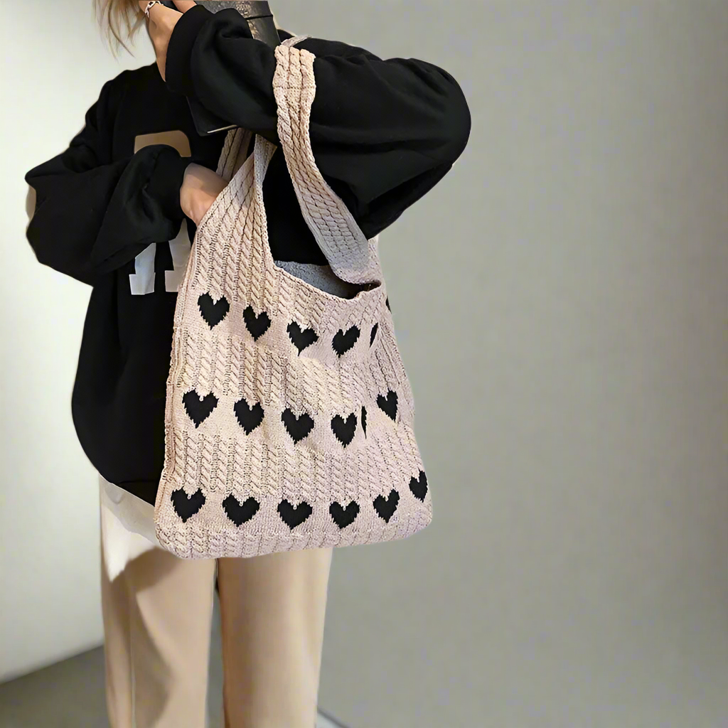 Women’s Crochet Tote Bag With Hearts