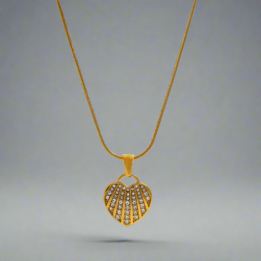 18K Gold Plated Stainless Steel Heart Shaped Pendant Necklace Embedded With Zirconia Stones For Women Casual Romantic Design